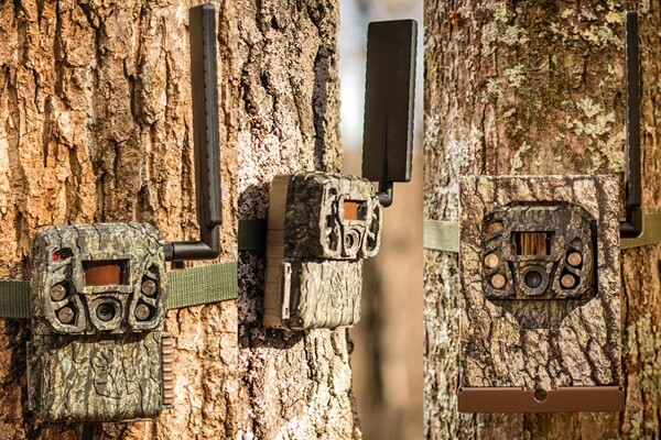 Defender Vision Pro HD Trail Cam